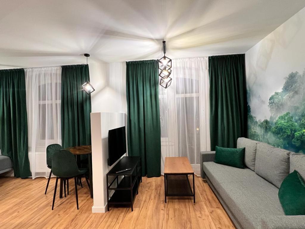 Green Hill Apartments Katoviçe Dış mekan fotoğraf
