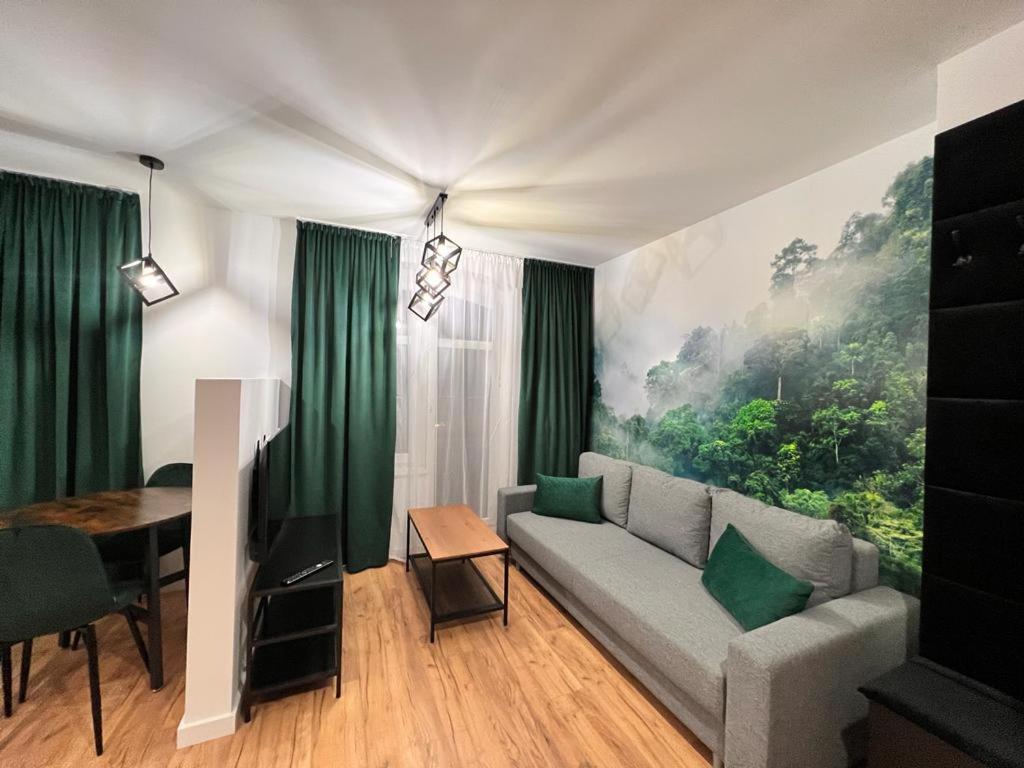 Green Hill Apartments Katoviçe Dış mekan fotoğraf
