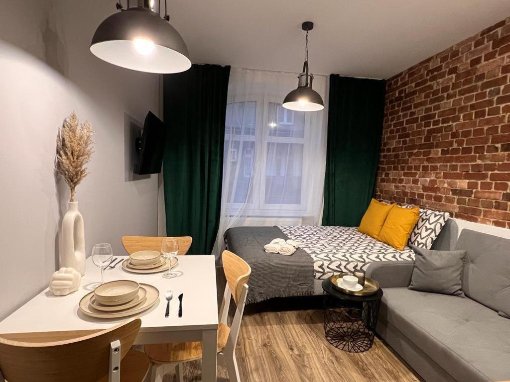 Green Hill Apartments Katoviçe Dış mekan fotoğraf